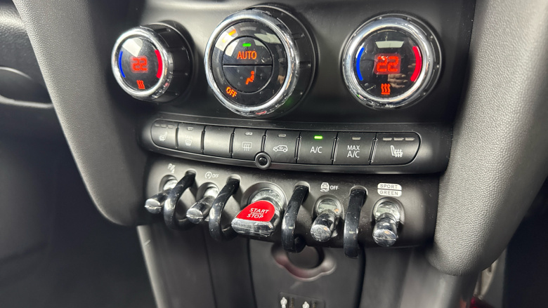 MINI Hatchback 1.5 Cooper Sport II 3dr Petrol Hatchback